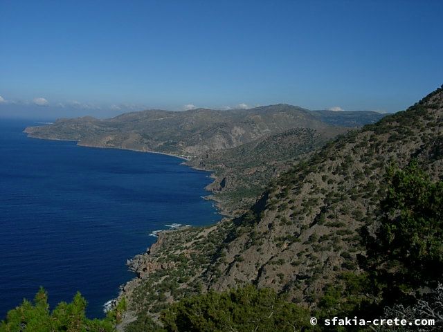 Photo report of two mountain walks in Sfakia, Crete, June 2008